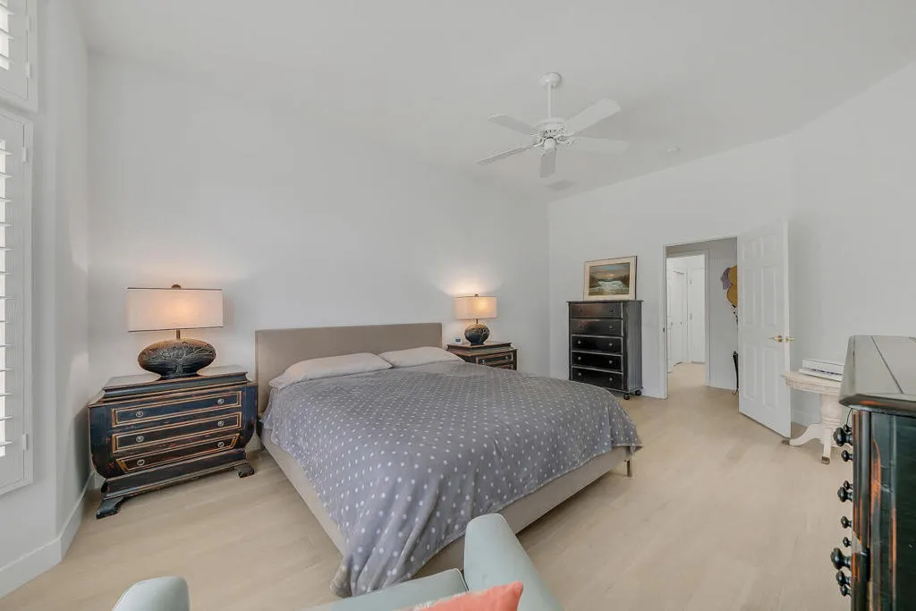 38543 Bent Palm Drive, Palm Desert, California 92211 home-pic-16