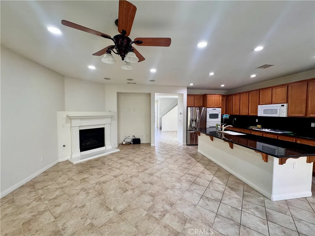 8706 Founders Grove, Chino, California 91708 home-pic-16