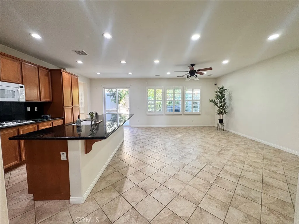 8706 Founders Grove, Chino, California 91708 home-pic-10