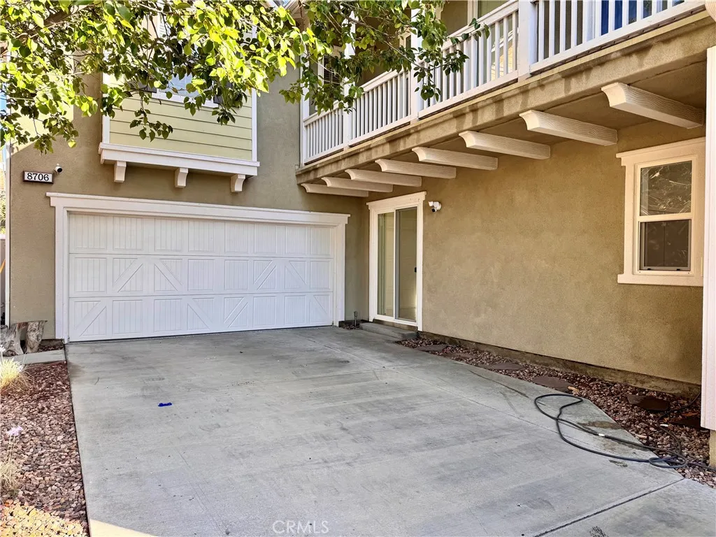 8706 Founders Grove, Chino, California 91708 home-pic-32