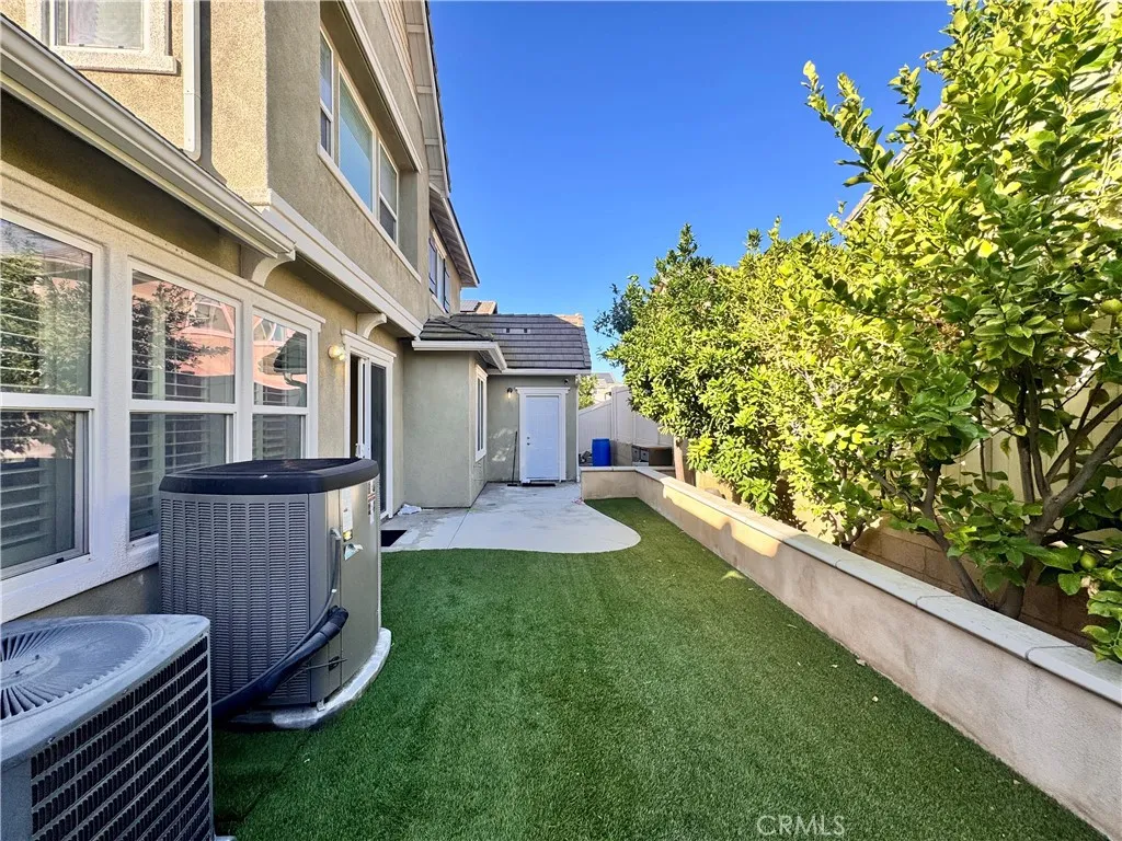 8706 Founders Grove, Chino, California 91708 home-pic-15
