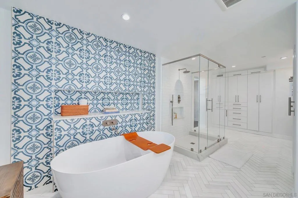 202 Coast Blvd 8, La Jolla, California 92037 home-pic-11