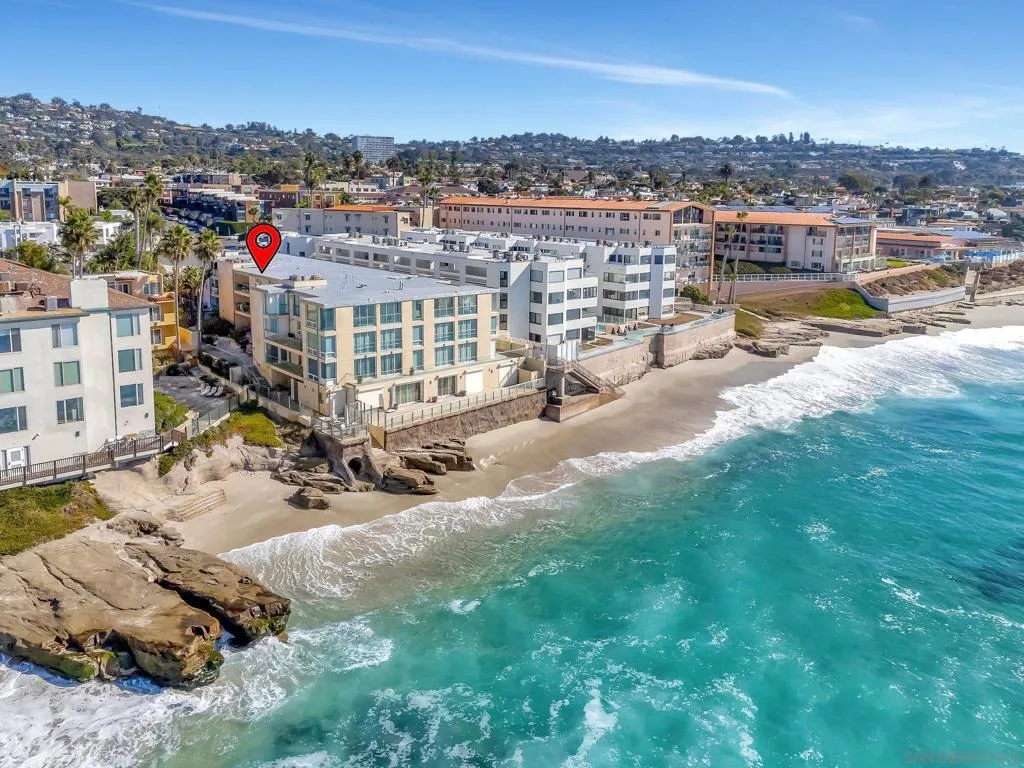 202 Coast Blvd 8, La Jolla, California 92037 home-pic-1