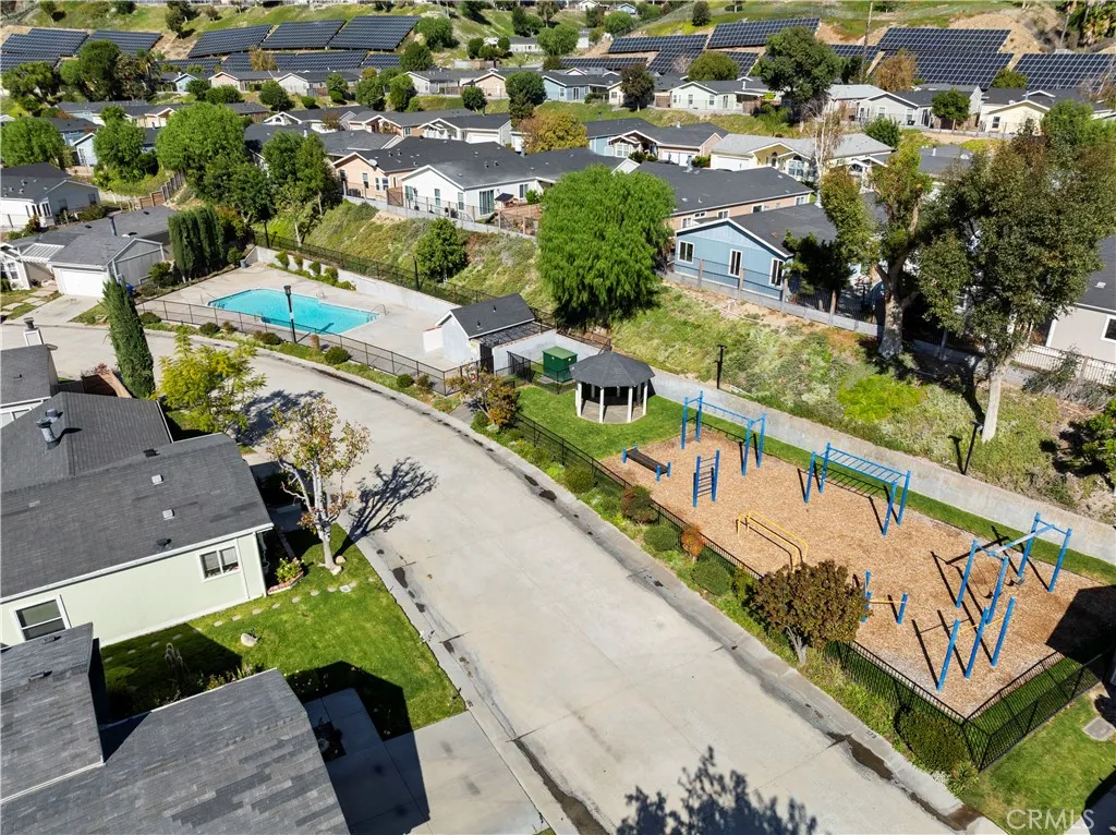 20066 Crestview, Canyon Country, California 91351 home-pic-27