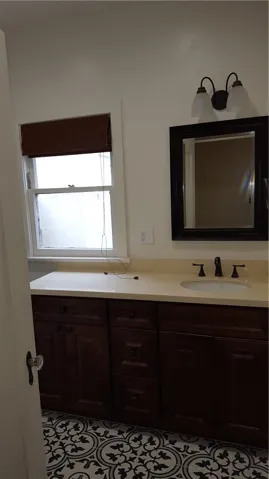 57 Pomona Avenue, Long Beach, California 90803
