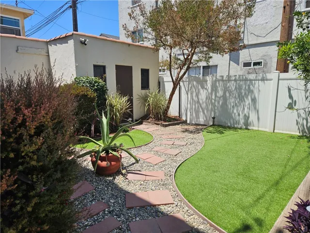 57 Pomona Avenue, Long Beach, California 90803