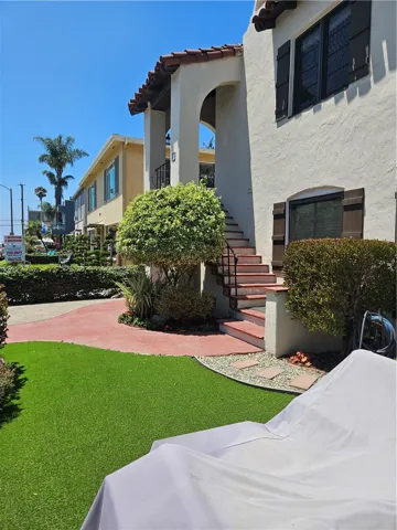 57 Pomona Avenue, Long Beach, California 90803