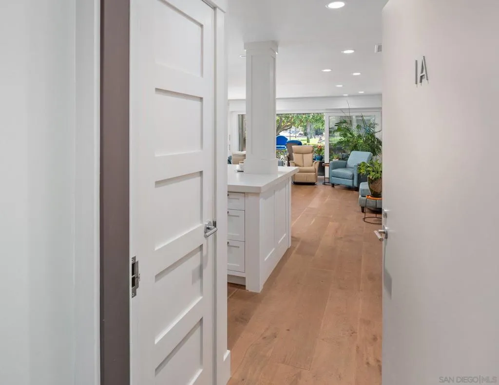 1155 Star Park Circle 1a, Coronado, California 92118 home-pic-13