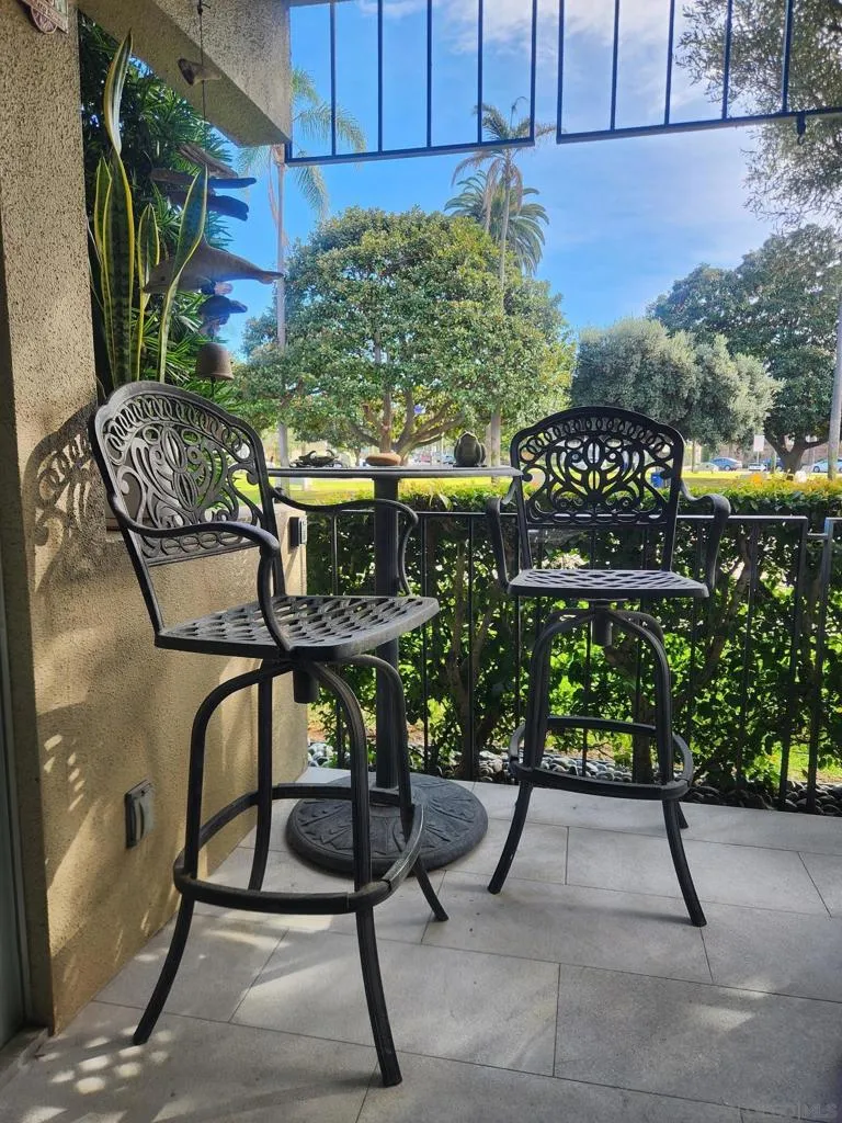1155 Star Park Circle 1a, Coronado, California 92118 home-pic-25