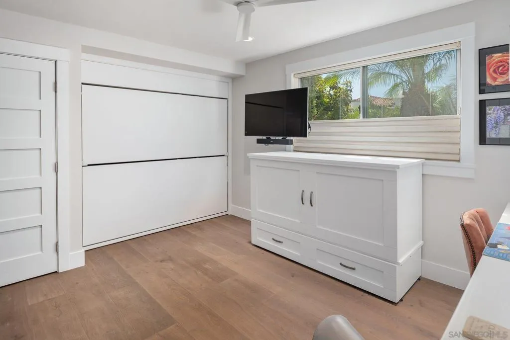 1155 Star Park Circle 1a, Coronado, California 92118 home-pic-38
