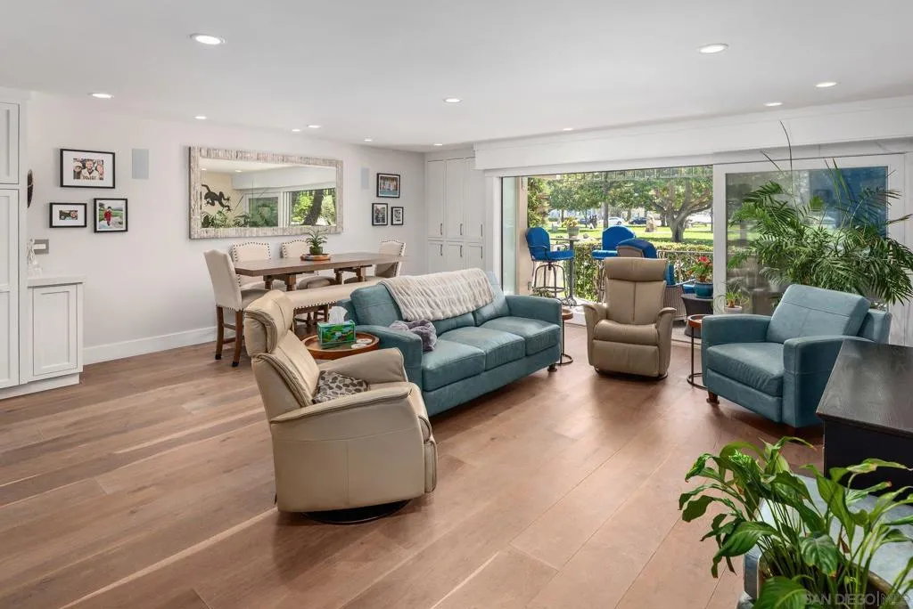 1155 Star Park Circle 1a, Coronado, California 92118 home-pic-23