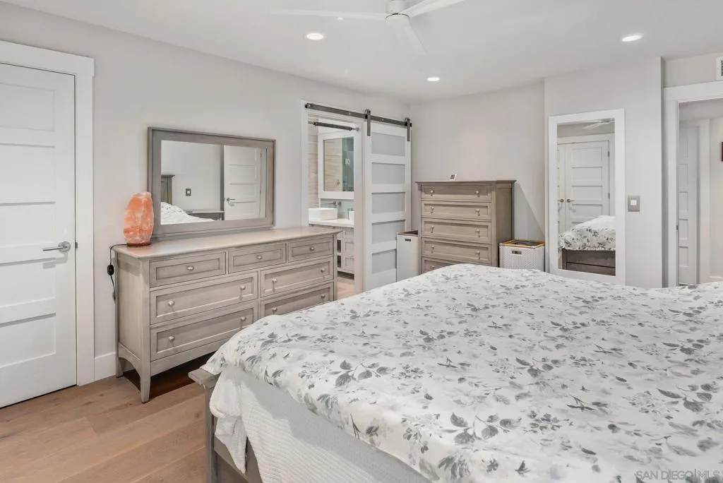 1155 Star Park Circle 1a, Coronado, California 92118 home-pic-32