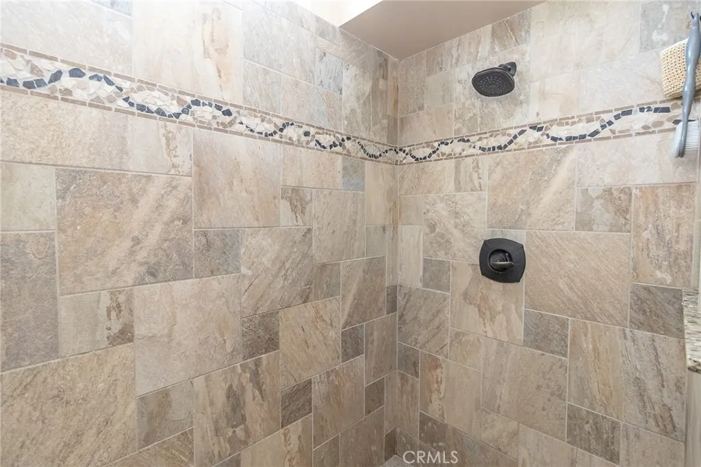 915 Beach Drive, Needles, California 92363 home-pic-38