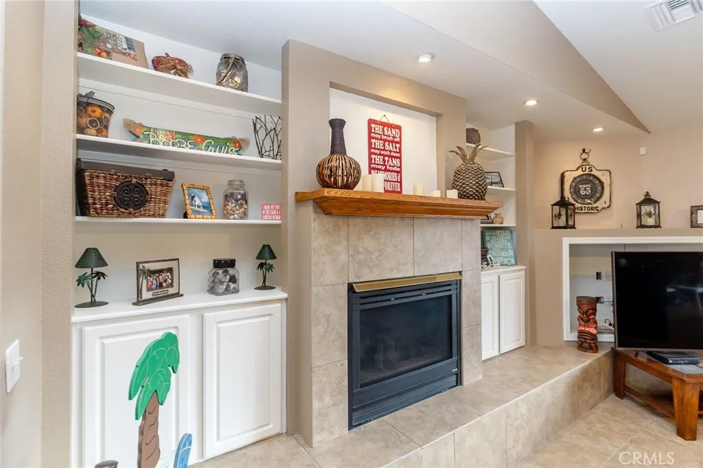 915 Beach Drive, Needles, California 92363 home-pic-20
