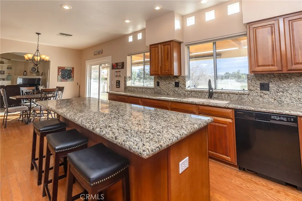 915 Beach Drive, Needles, California 92363 home-pic-26