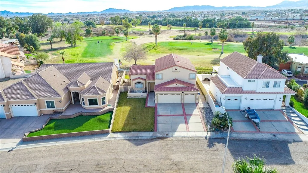 915 Beach Drive, Needles, California 92363 home-pic-4