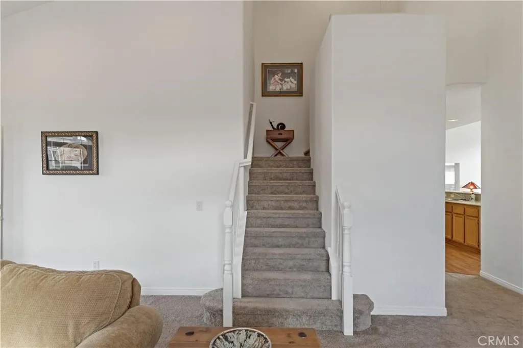 7466 Via Real Lane, Yucca Valley, California 92284 home-pic-7