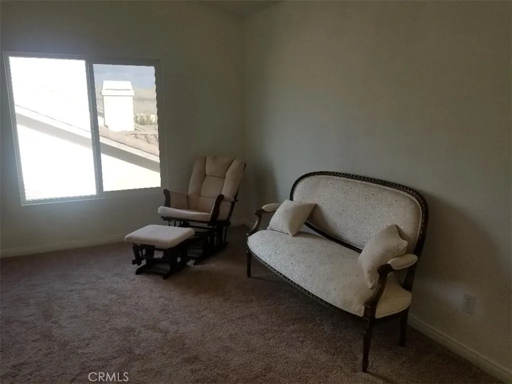 7466 Via Real Lane, Yucca Valley, California 92284 home-pic-20