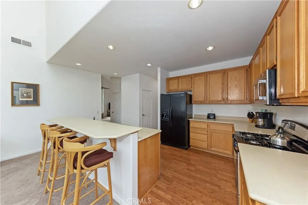 7466 Via Real Lane, Yucca Valley, California 92284 home-pic-8