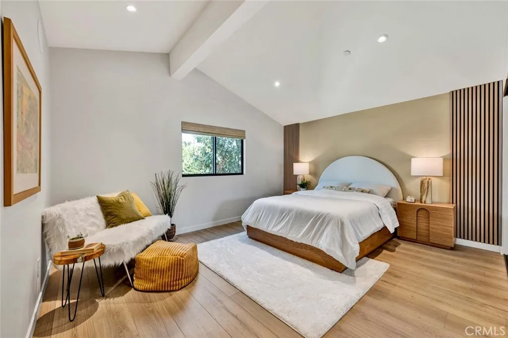 I LOVE THE HIGH CEILINGS THROUGHOUT THIS HOME!