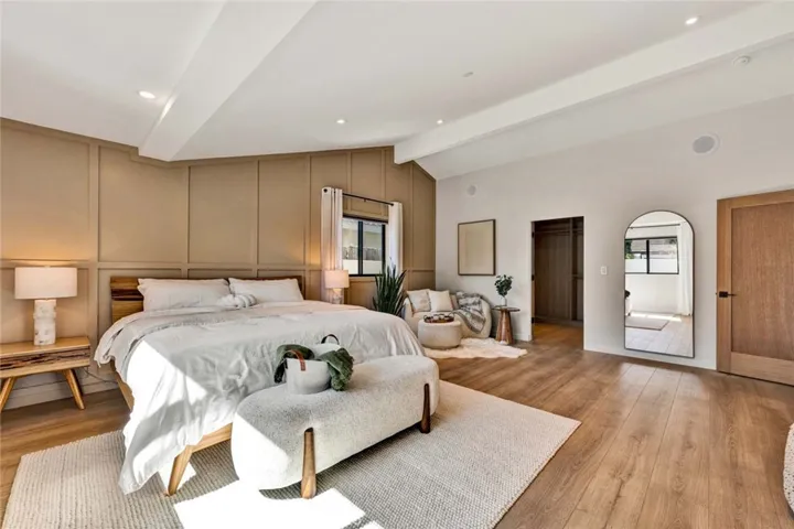 THIS IS THE PRIMARY SUITE YOU WANT!