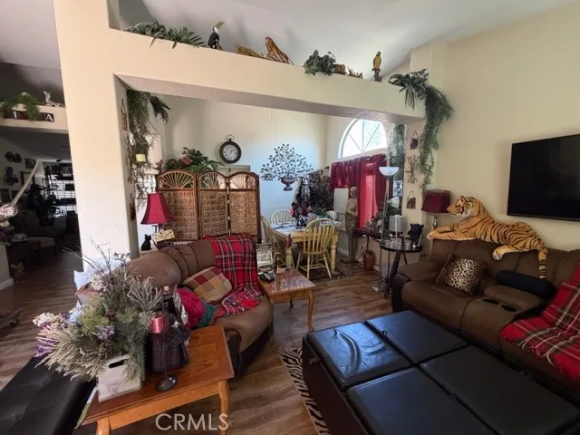 13200 Northstar, Victorville, California 92392 home-pic-4