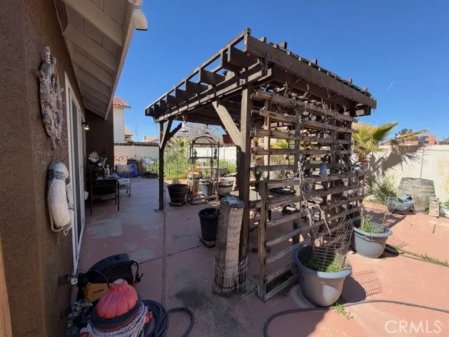 13200 Northstar, Victorville, California 92392 home-pic-19