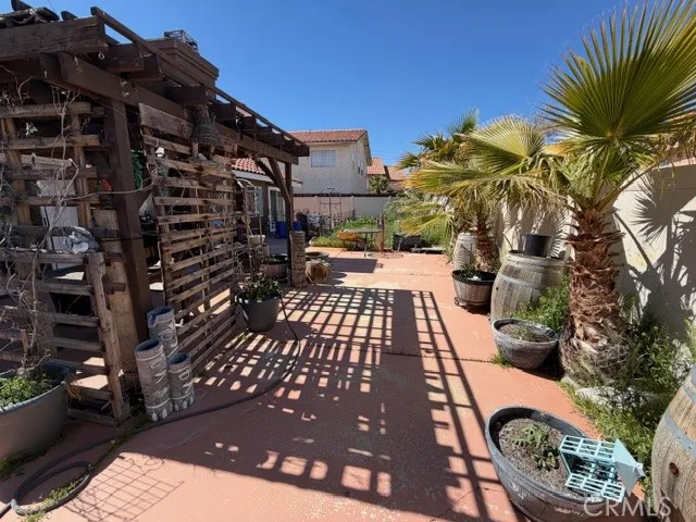 13200 Northstar, Victorville, California 92392 home-pic-20