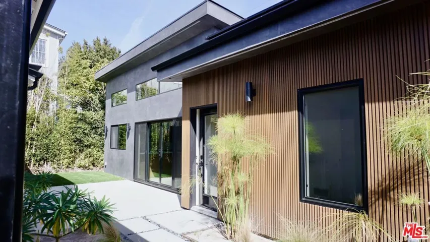 2668 Greenfield Avenue, Los Angeles, California 90064