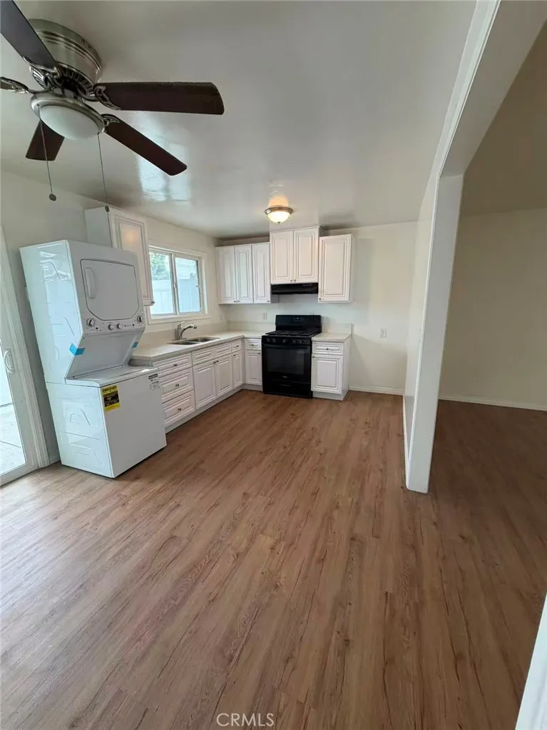 15821 S Myrtle, Tustin, California 92780 home-pic-8