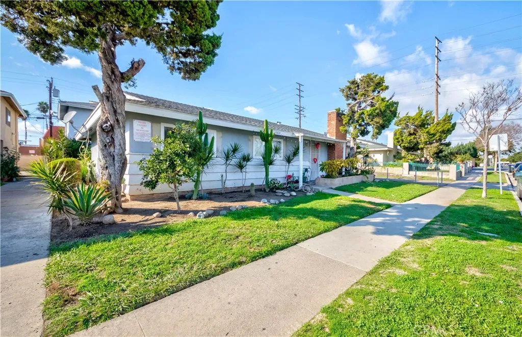 15821 S Myrtle, Tustin, California 92780 home-pic-2
