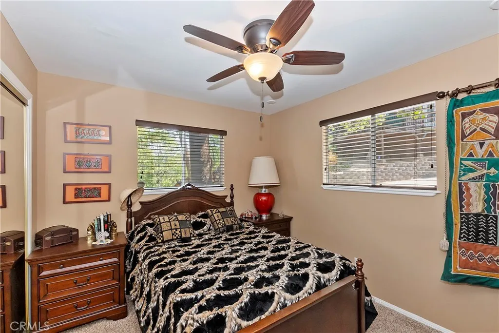 24445 San Moritz Drive, Crestline, California 92325 home-pic-22