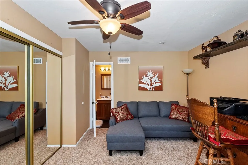 24445 San Moritz Drive, Crestline, California 92325 home-pic-30