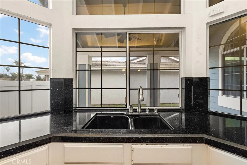 30515 Iron Bark Court, Temecula, California 92591 home-pic-11