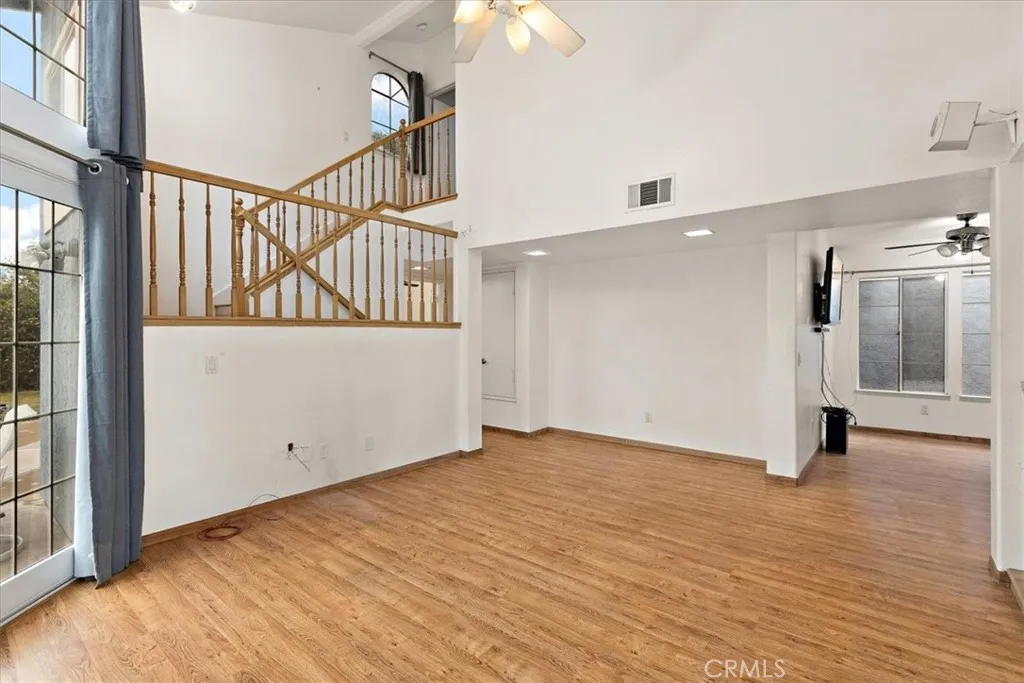 30515 Iron Bark Court, Temecula, California 92591 home-pic-3