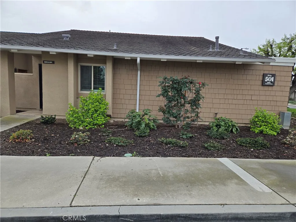 8655 Fresno Circle 501a, Huntington Beach, California 92646 home-pic-1