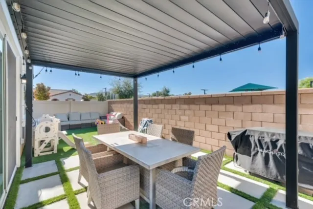 4247 Bravado Court, Riverside, California 92505 home-pic-11