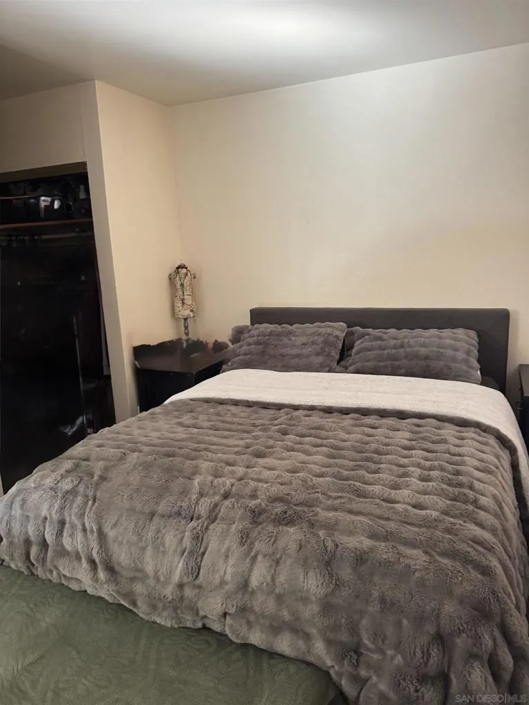 871 W San Ysidro Blvd 9, San Ysidro, California 91914 home-pic-7