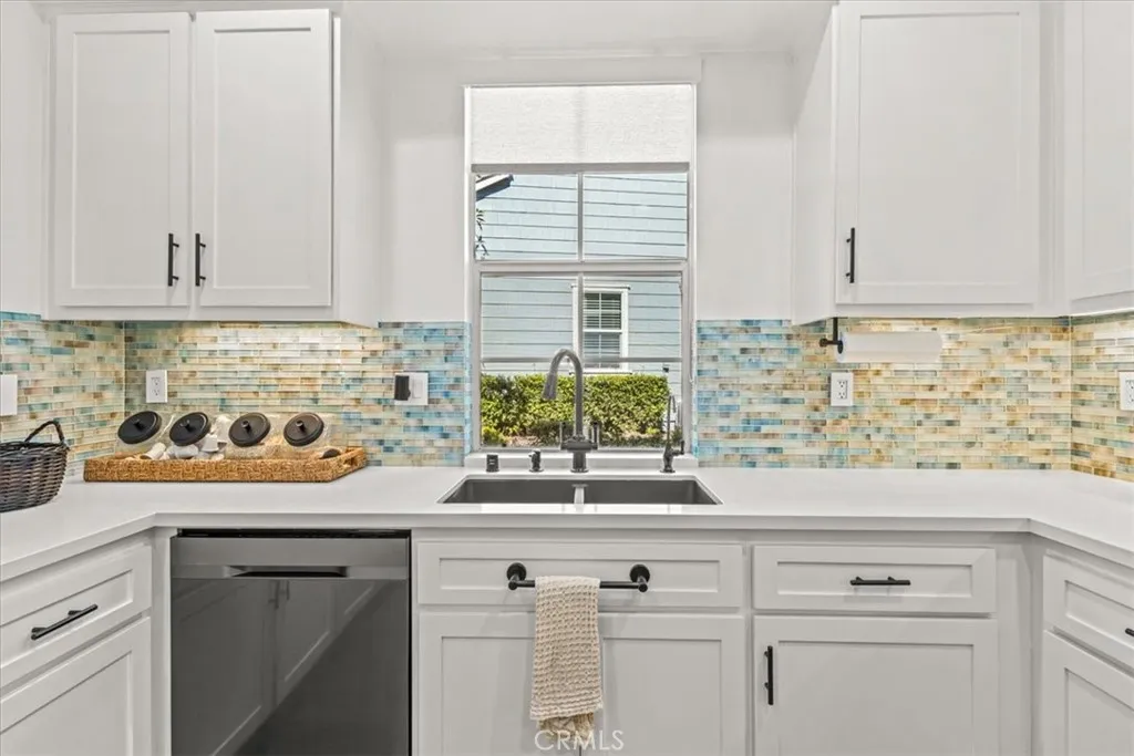 1 Shelburne, Ladera Ranch, California 92694 home-pic-15