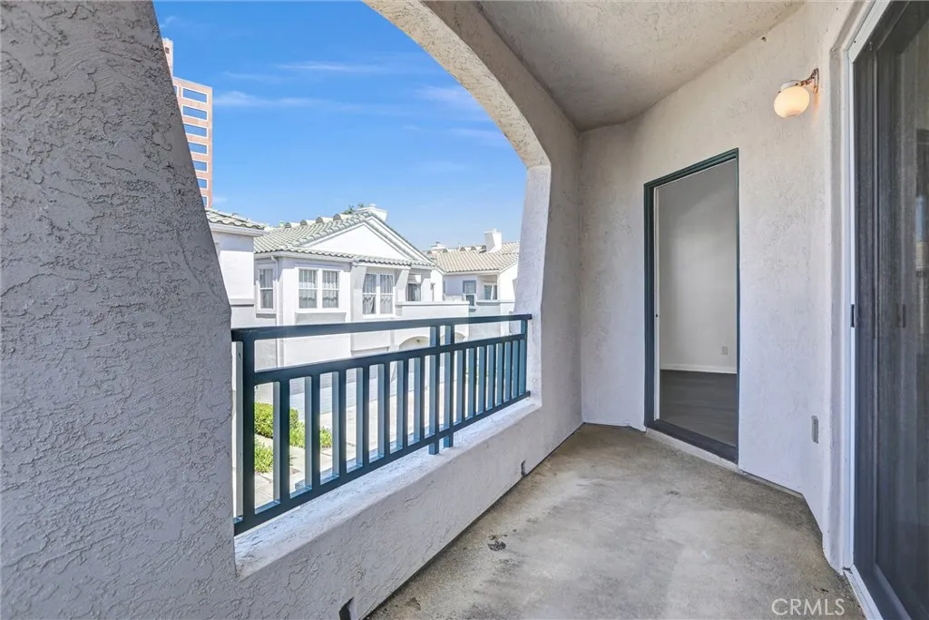 7673 Hazard Center, San Diego, California 92108 home-pic-26