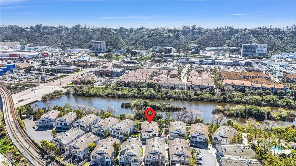 7673 Hazard Center, San Diego, California 92108 home-pic-34