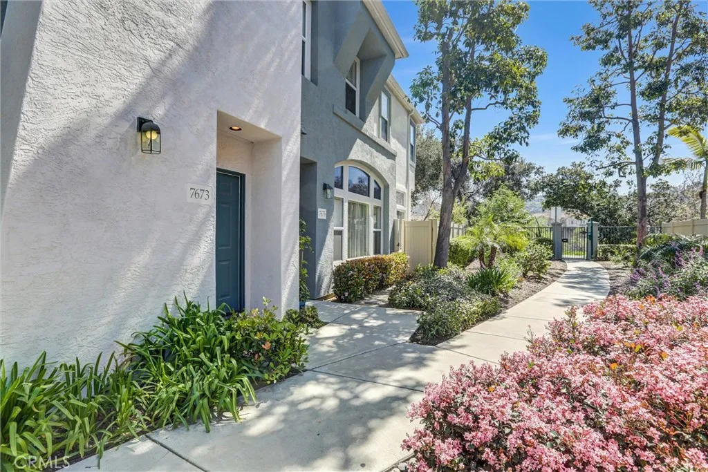 7673 Hazard Center, San Diego, California 92108 home-pic-4