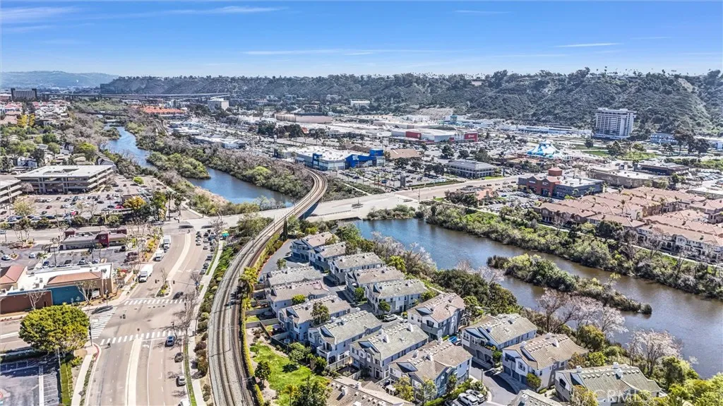 7673 Hazard Center, San Diego, California 92108 home-pic-35