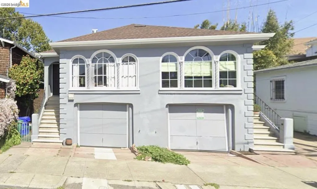 662 662 45th St, Oakland, California 94609 home-pic-1