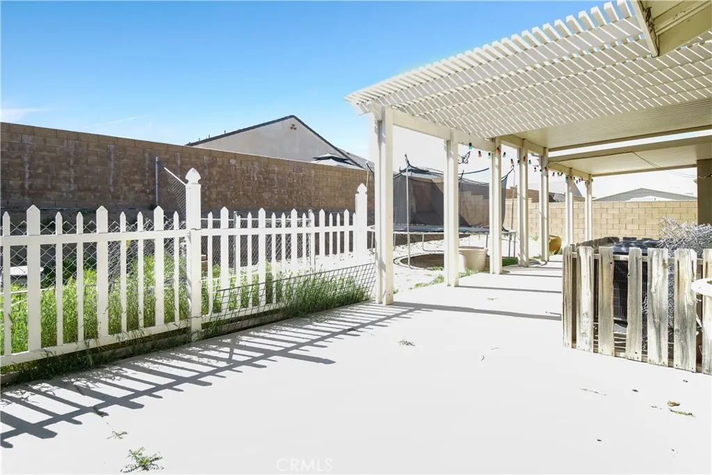 12447 Cricket, Victorville, California 92392 home-pic-13