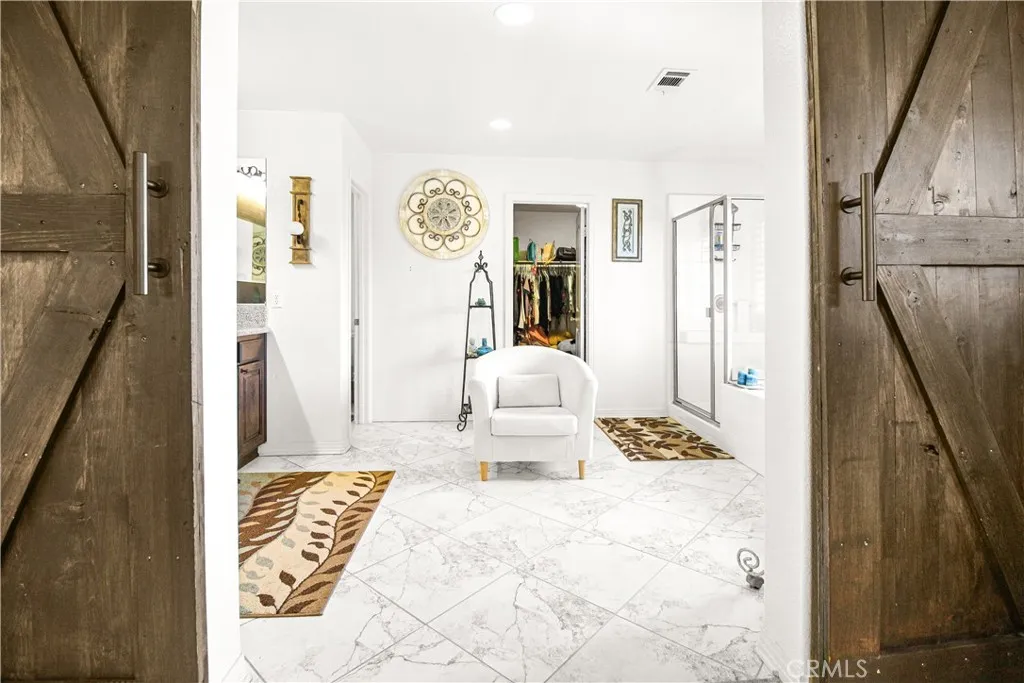 12447 Cricket, Victorville, California 92392 home-pic-9