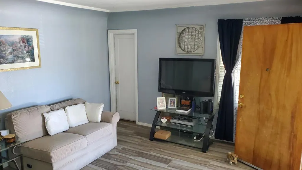 831 W George Street, Banning, California 92220 home-pic-22