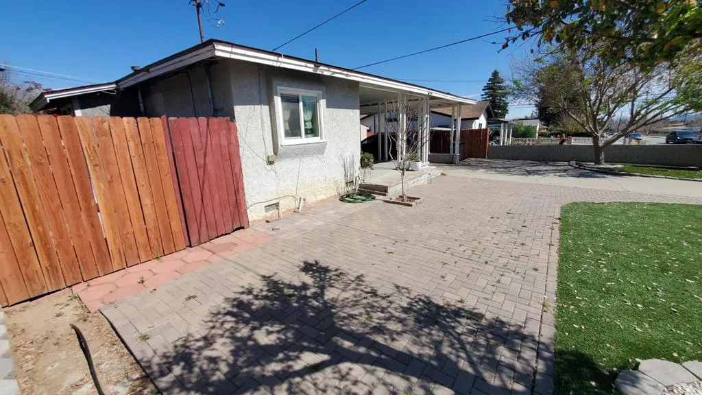 831 W George Street, Banning, California 92220 home-pic-37
