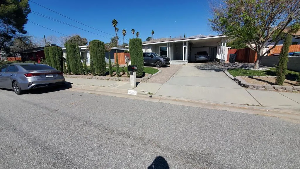 831 W George Street, Banning, California 92220 home-pic-3