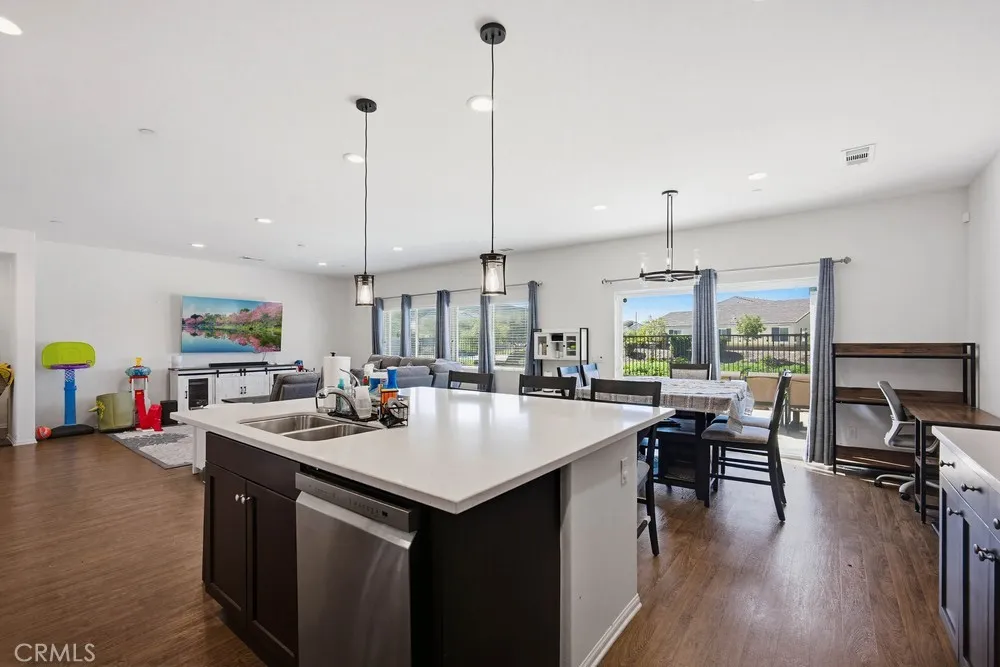 30097 Big Country, Menifee, California 92584 home-pic-9